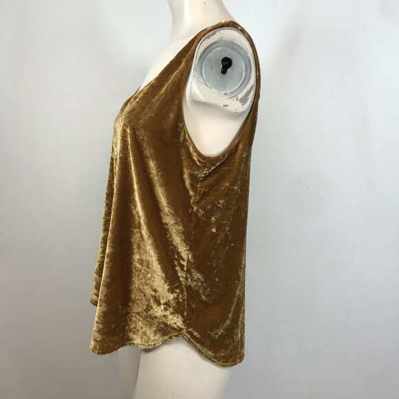 LOFT - WOMEN'S SMALL - GOLD SLEEVELESS V NECK VELOUR HOLIDAY CAMISOLE TANK - Picture 2 of 5